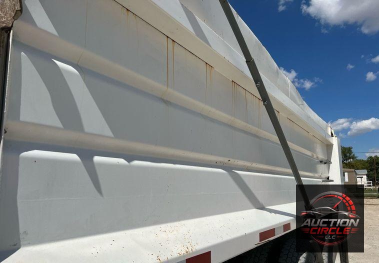 2016 Kenworth T800  dump truck