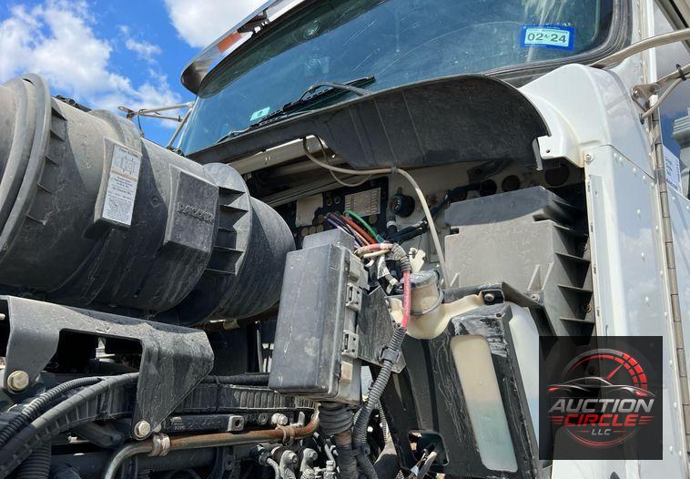 2016 Kenworth T800  dump truck