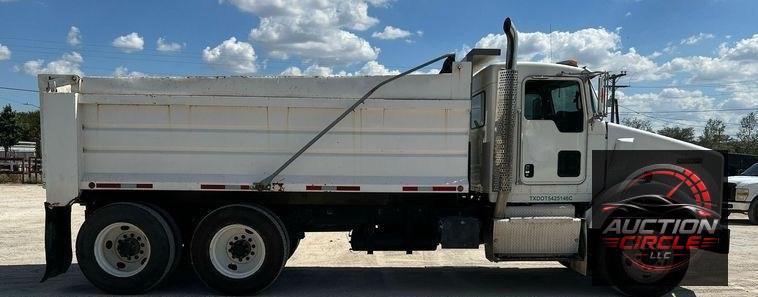 2016 Kenworth T800  dump truck