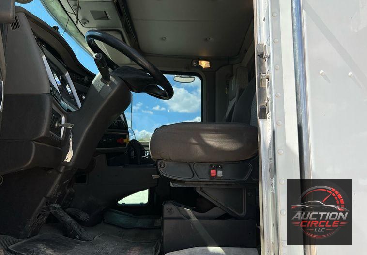 2016 Kenworth T800  dump truck