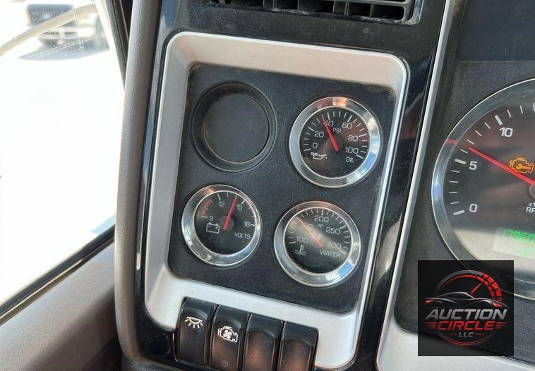 2016 Kenworth T800  dump truck
