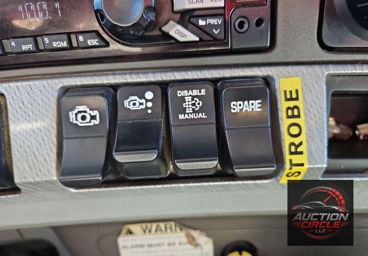 2018 Kenworth T880  dump truck