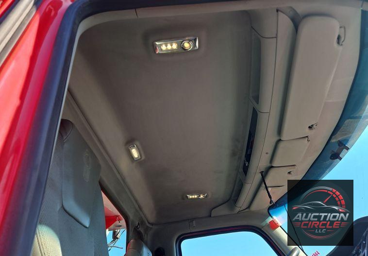 2018 Kenworth T880  dump truck