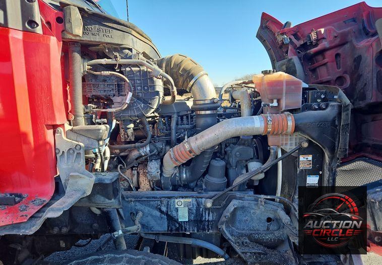 2018 Kenworth T880  dump truck