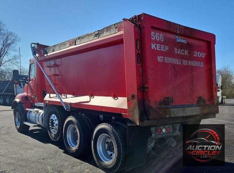 2018 Kenworth T880  dump truck