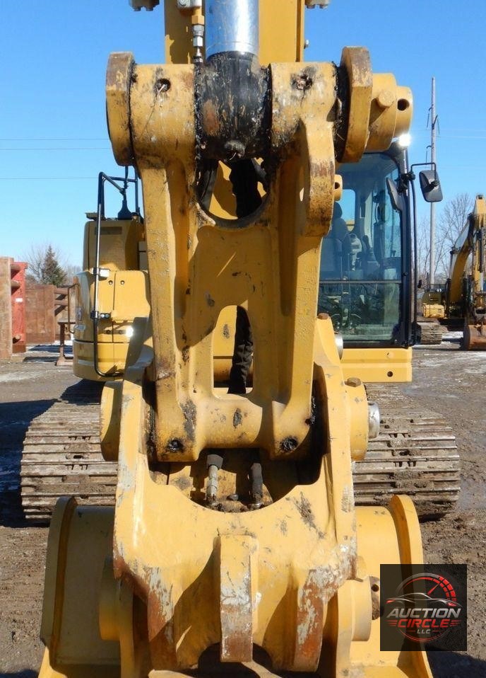 2021 Caterpillar 325  excavator