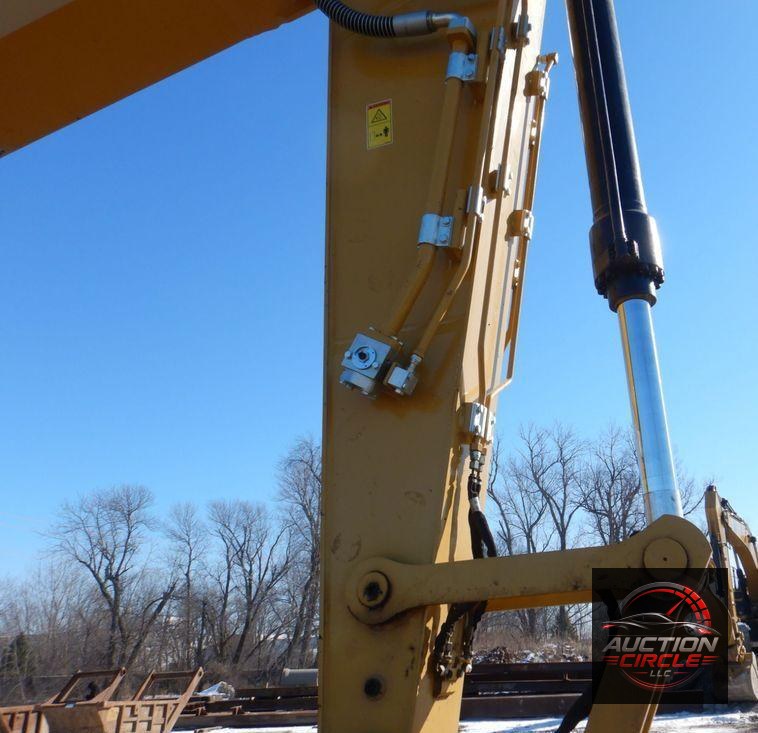 2021 Caterpillar 325  excavator