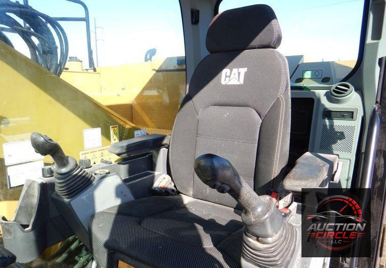 2021 Caterpillar 325  excavator