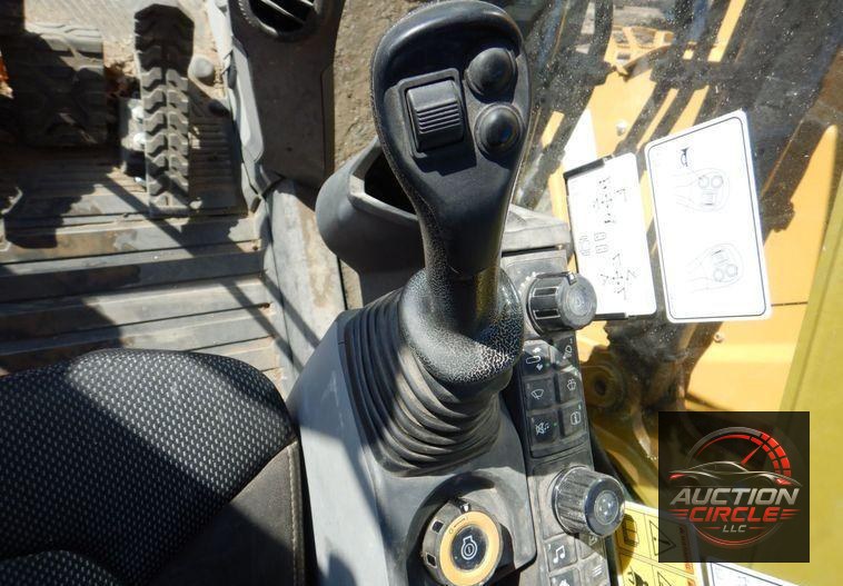 2021 Caterpillar 325  excavator