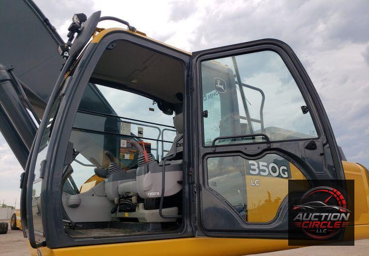 2019 John Deere 350G LC  excavator