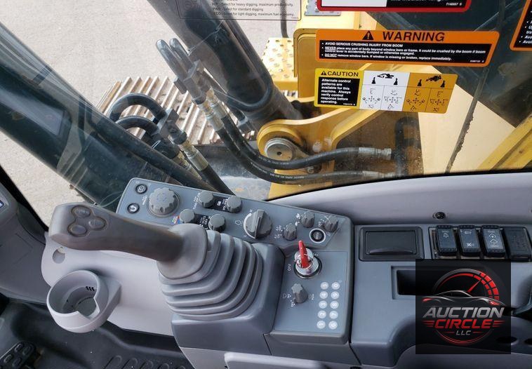 2019 John Deere 350G LC  excavator