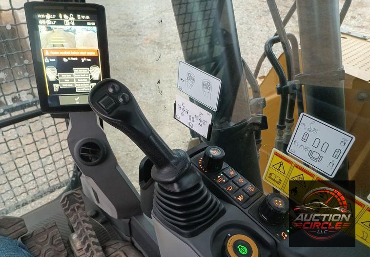 2021 Caterpillar 325  excavator