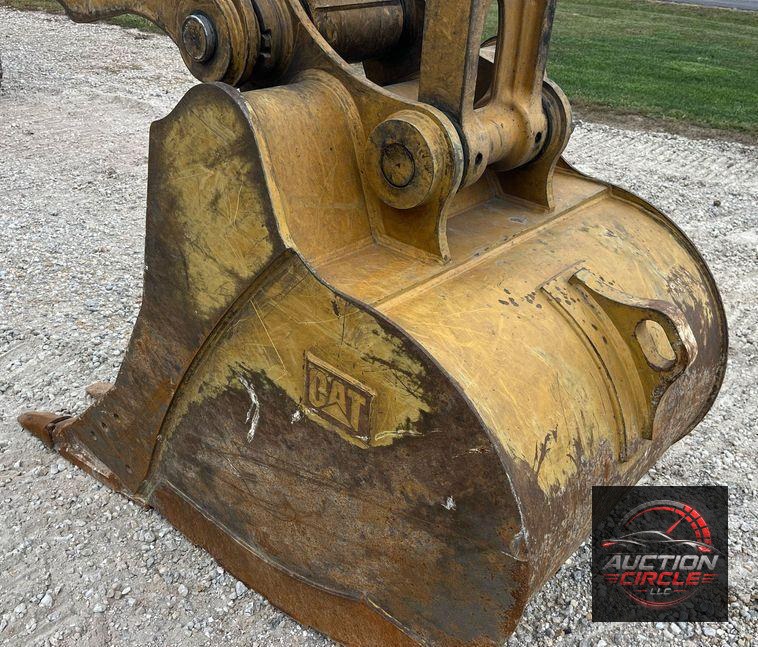 2021 Caterpillar 320GC  excavator