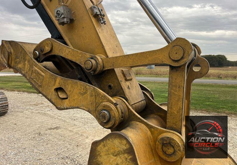 2021 Caterpillar 320GC  excavator