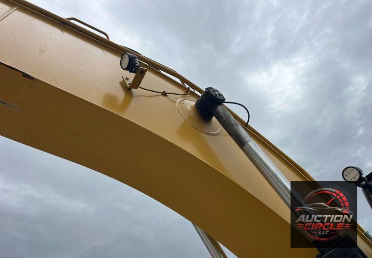 2021 Caterpillar 320GC  excavator