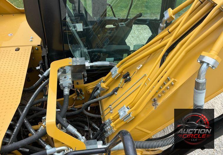 2021 Caterpillar 320GC  excavator