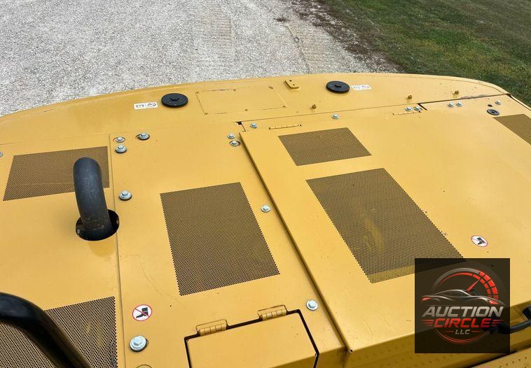 2021 Caterpillar 320GC  excavator