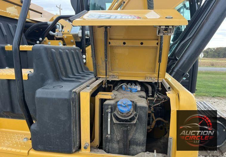 2021 Caterpillar 320GC  excavator