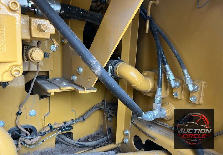 2021 Caterpillar 320GC  excavator