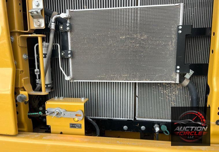 2021 Caterpillar 320GC  excavator