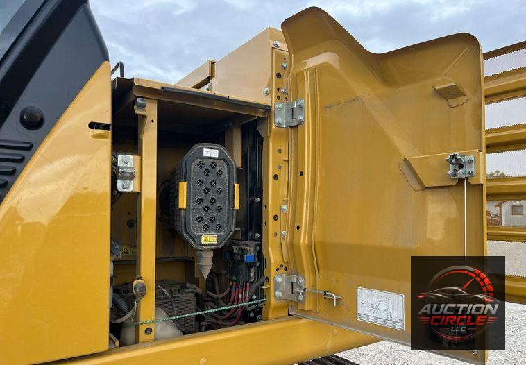2021 Caterpillar 320GC  excavator