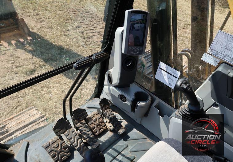 2017 Caterpillar 320F L  excavator