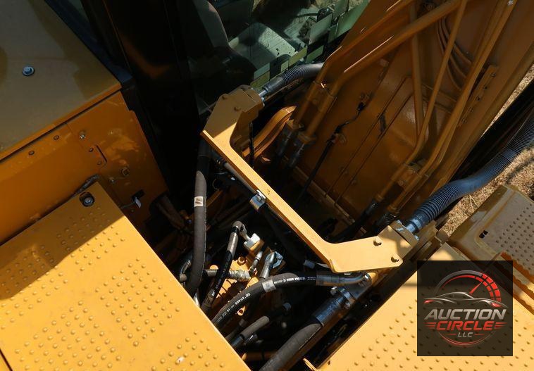 2017 Caterpillar 320F L  excavator
