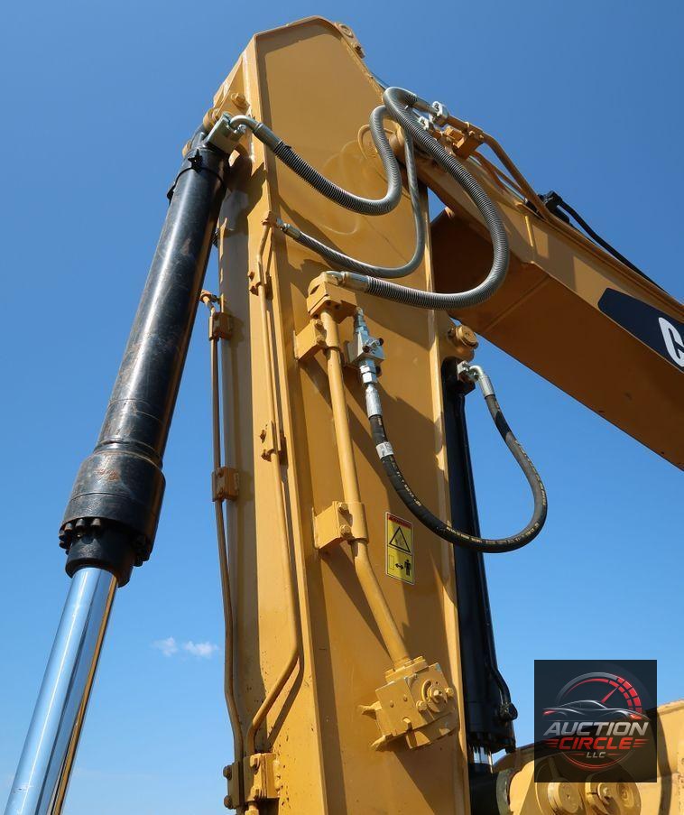 2017 Caterpillar 320F L  excavator