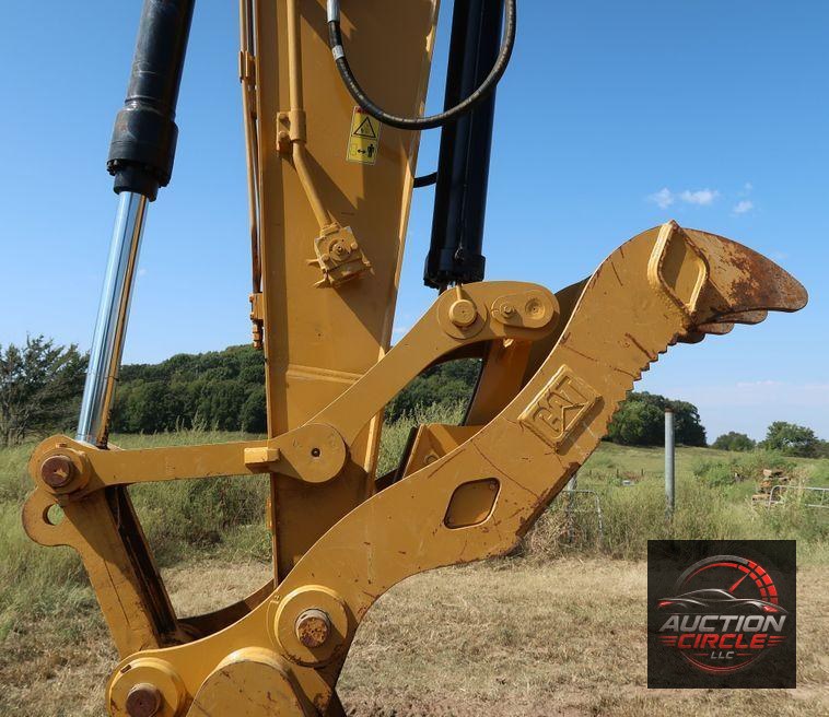 2017 Caterpillar 320F L  excavator