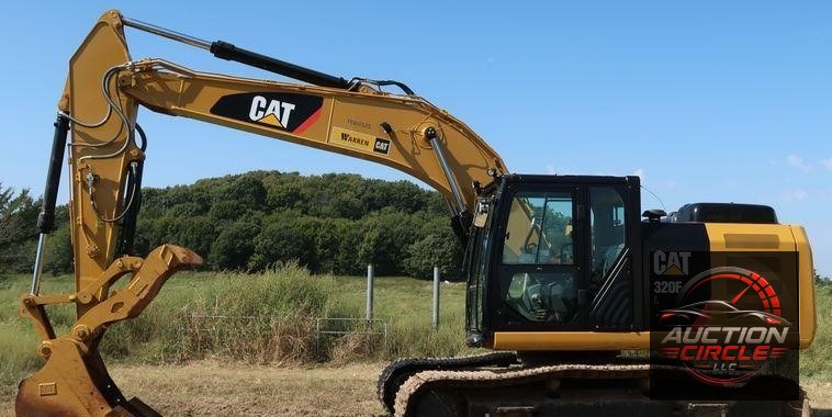 2017 Caterpillar 320F L  excavator