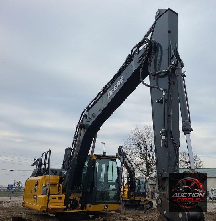 2022 John Deere 200G  excavator