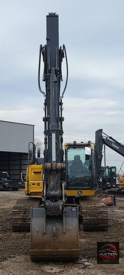 2022 John Deere 200G  excavator