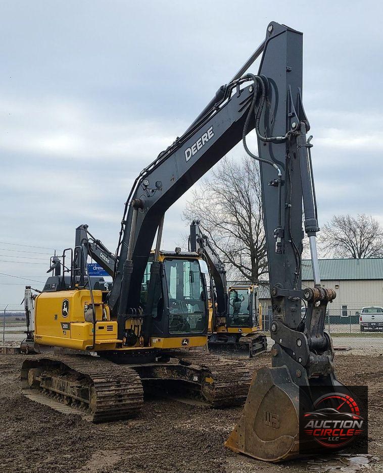 2022 John Deere 200G  excavator