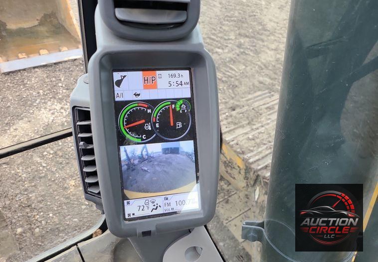 2022 John Deere 200G  excavator