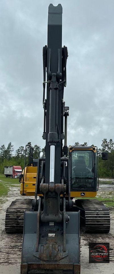 2022 John Deere 250G LC excavator