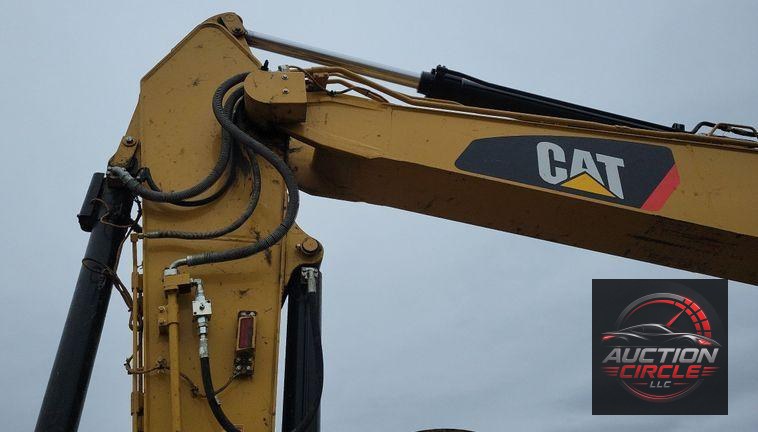 2017 Caterpillar 323FL excavator