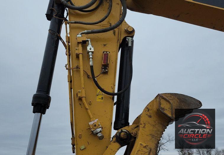 2017 Caterpillar 323FL excavator