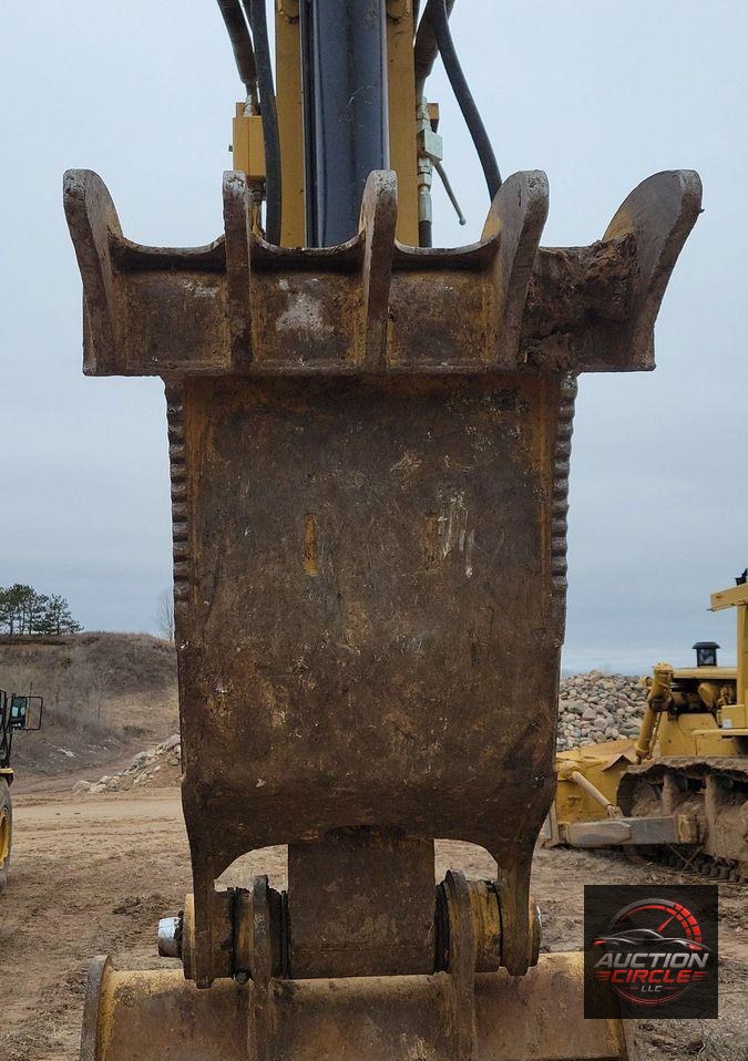 2017 Caterpillar 323FL excavator