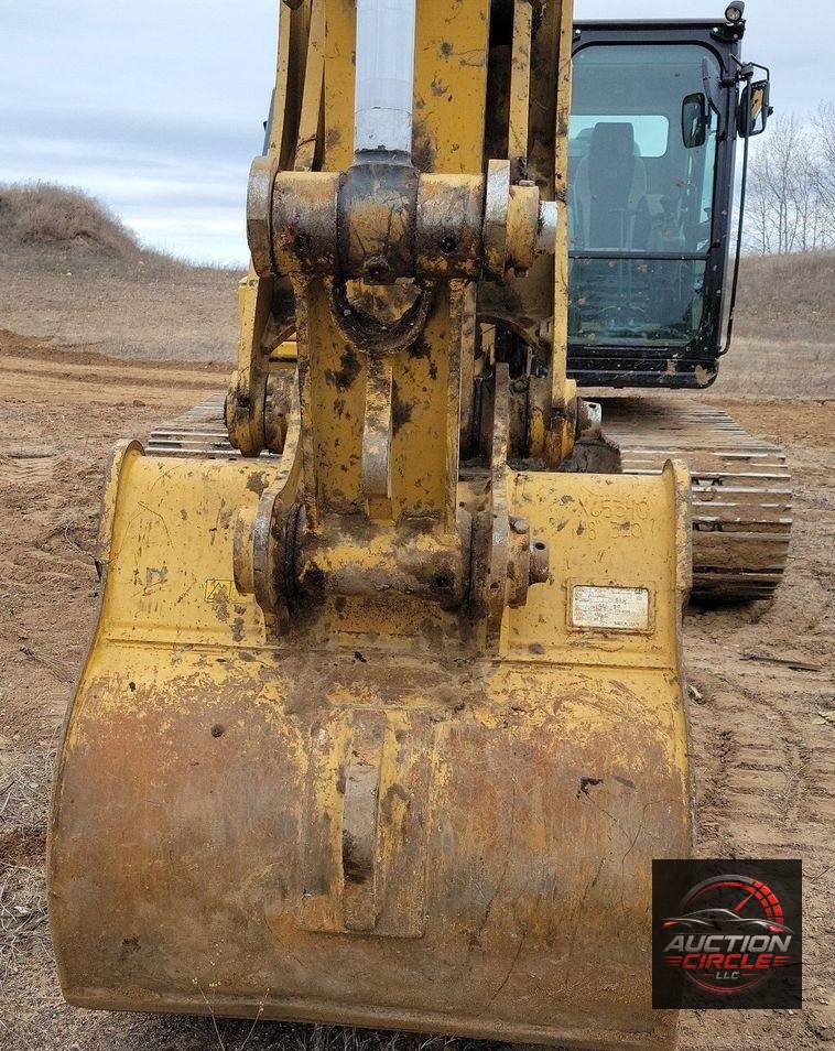 2017 Caterpillar 323FL excavator