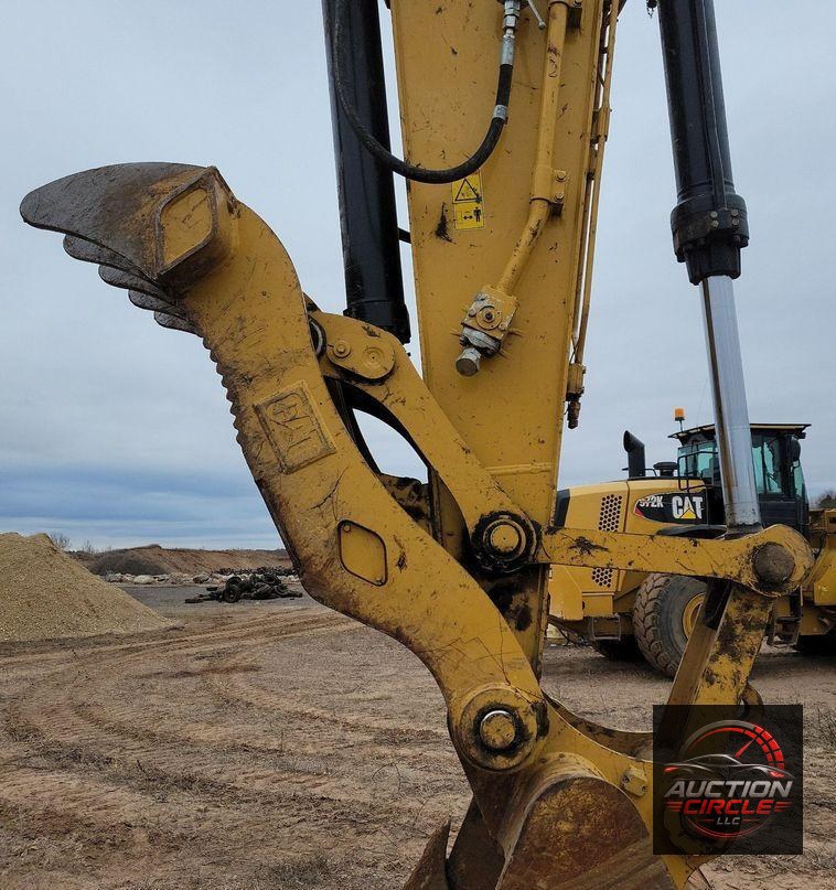 2017 Caterpillar 323FL excavator
