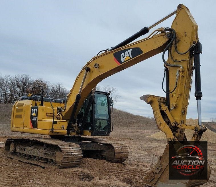 2017 Caterpillar 323FL excavator