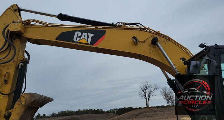 2017 Caterpillar 323FL excavator