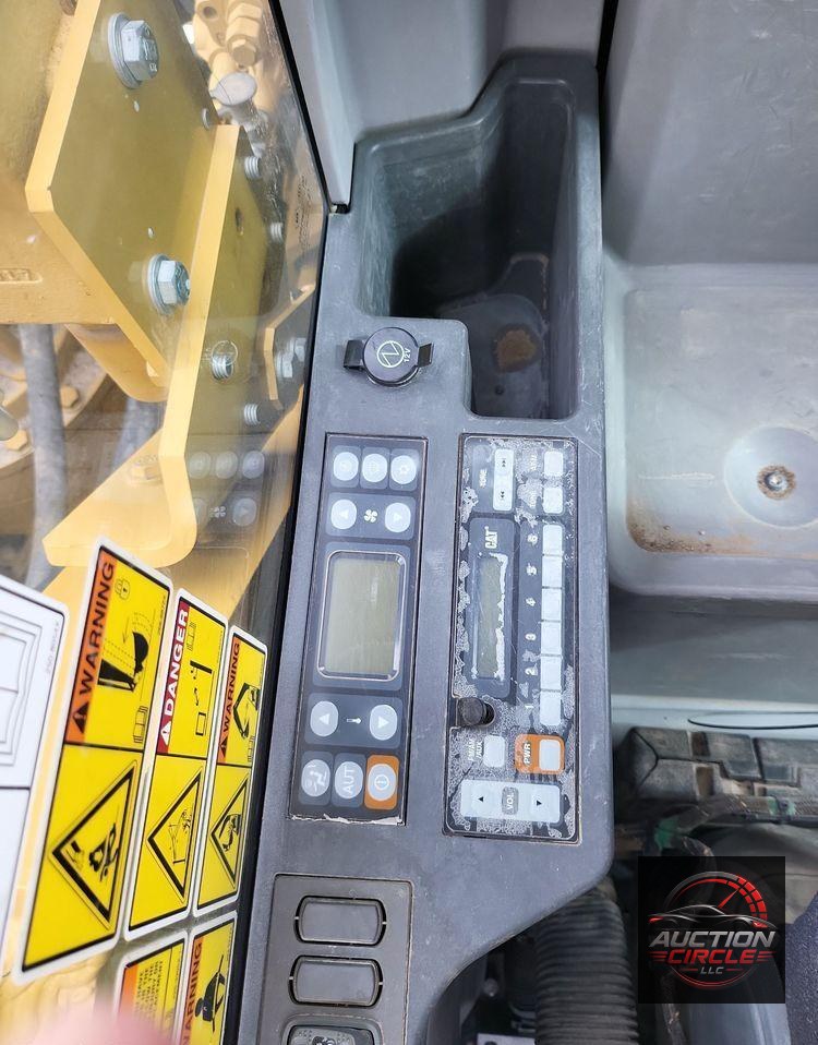 2015 Caterpillar 329F L  excavator