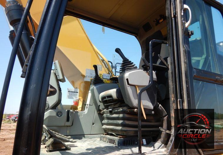 2018 Caterpillar 330FL  excavator