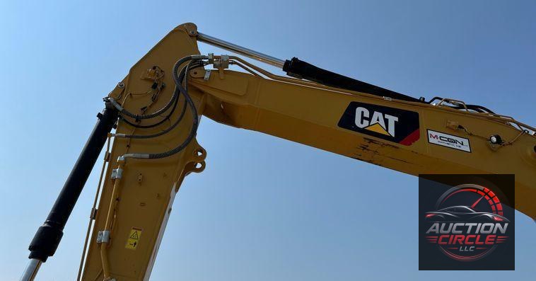 2019 Caterpillar  323 excavator