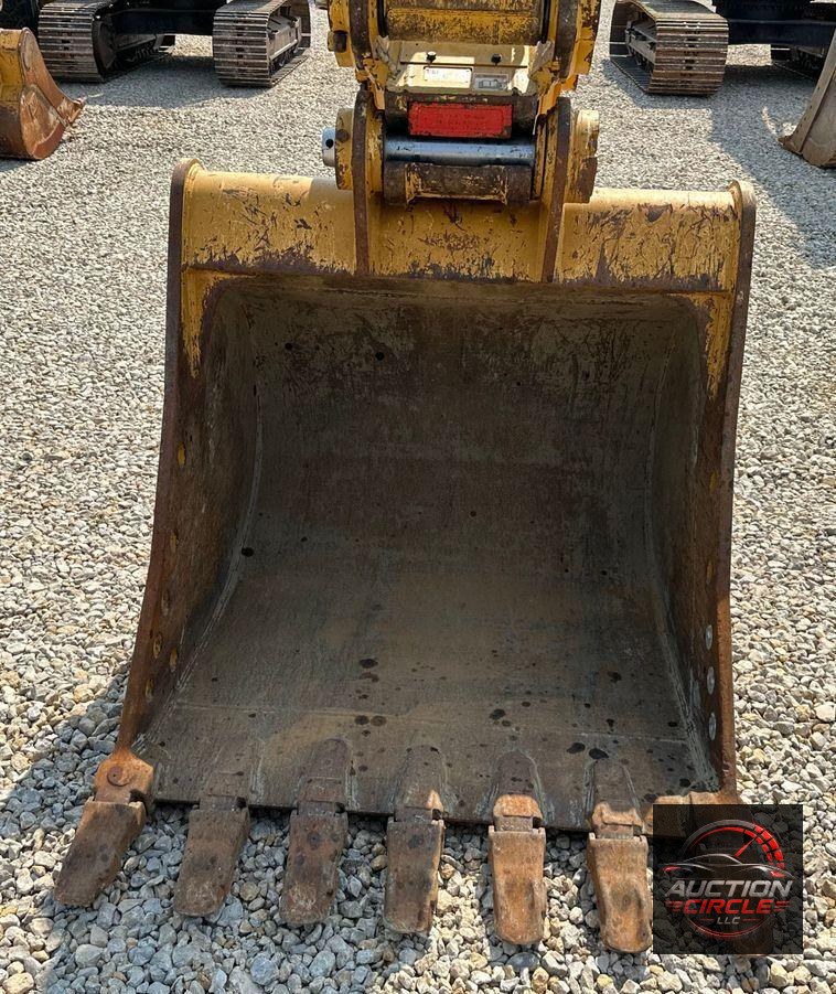 2019 Caterpillar  323 excavator