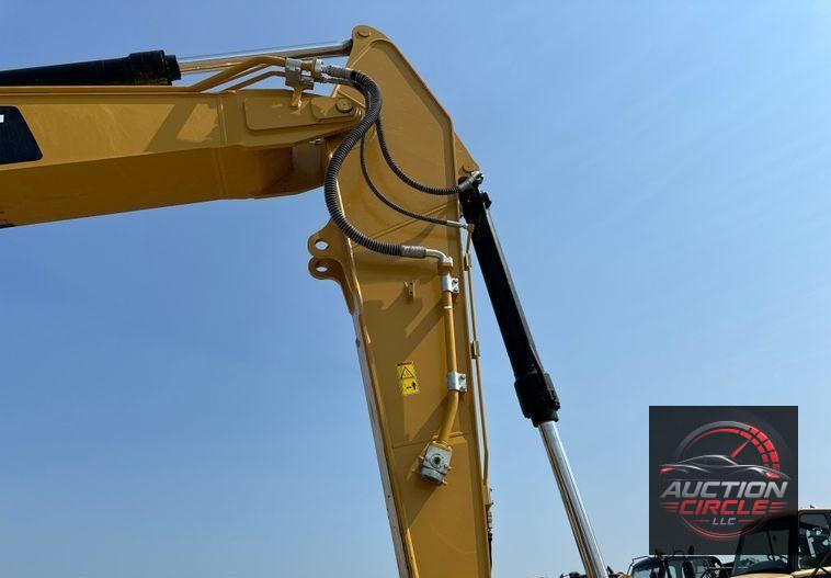 2019 Caterpillar  323 excavator