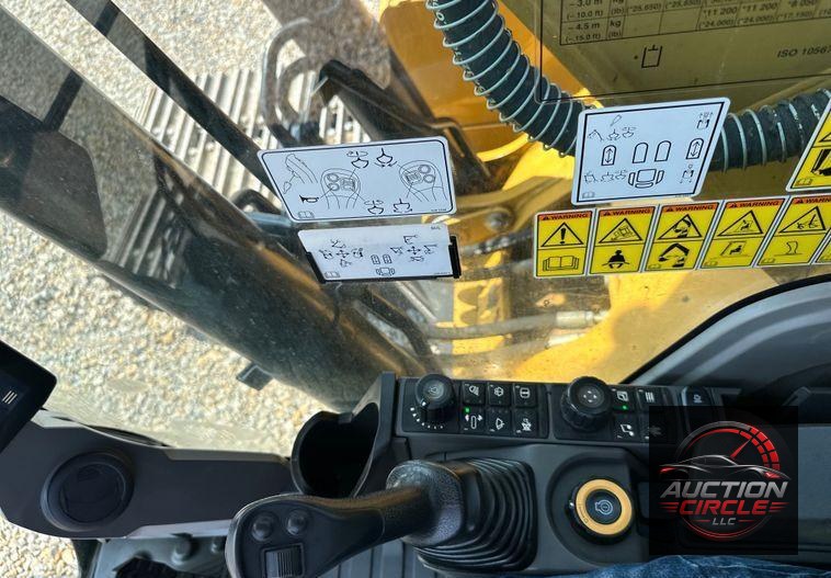 2019 Caterpillar  323 excavator