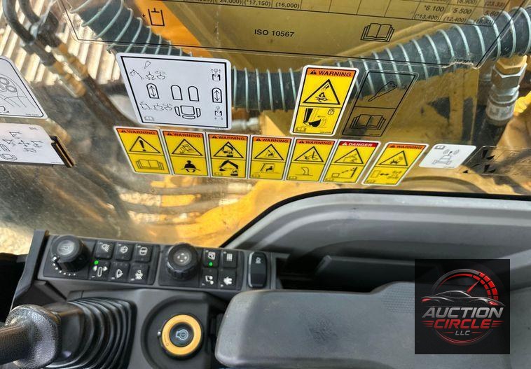 2019 Caterpillar  323 excavator