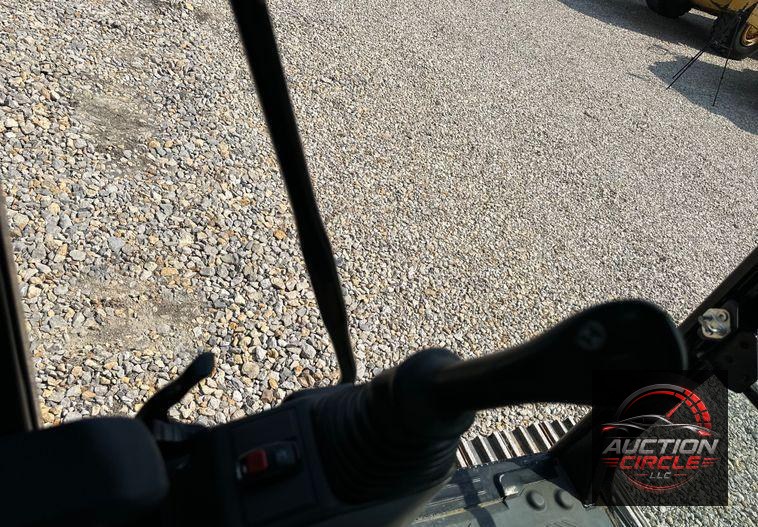 2019 Caterpillar  323 excavator
